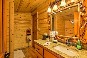 Bartlesville Cabin w/ Pool, Hot Tub & Trampoline!