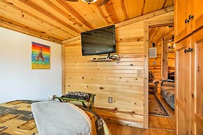 Bartlesville Cabin w/ Pool, Hot Tub & Trampoline!