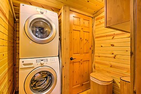 Bartlesville Cabin w/ Pool, Hot Tub & Trampoline!