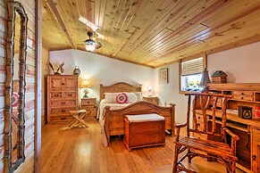 Bartlesville Cabin w/ Pool, Hot Tub & Trampoline!