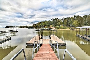Benton House w/ Grill, Private Dock & Lake Access!