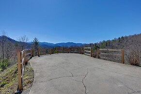 Beautiful Bryson City Home w/ Hot Tub & Mtn Views!