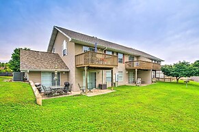 Branson Escape: 9 Mi to Silver Dollar City!