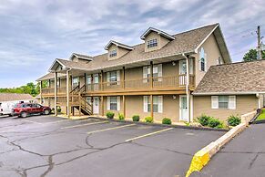 Branson Escape: 9 Mi to Silver Dollar City!