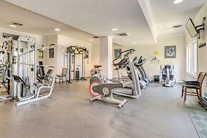 Branson Family Condo: Golf, Relax & Swim!