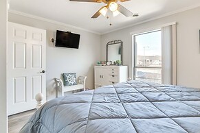 Branson Family Condo: Golf, Relax & Swim!