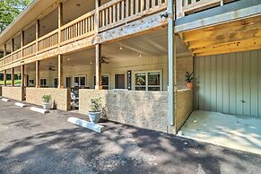 Beautiful Bull Shoals Retreat w/ Lake View!