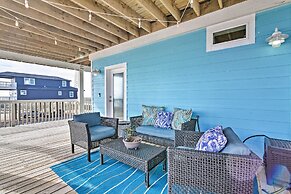 Beachfront Freeport Retreat: 16 Mi to Downtown!