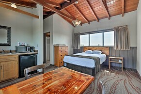 Burkesville Apt w/ Deck, Views & Pool Access!