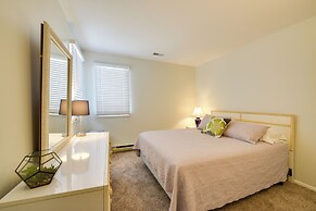 Central Sea Isle City Condo - 1 Block to the Beach