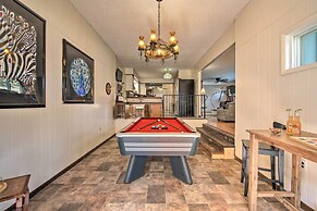 Bright Springfield Home: Walk to Nature Center!