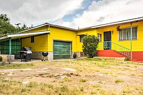 Bright Springer House w/ Hammock & Orchard Views!