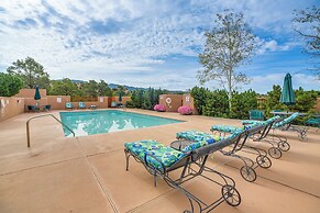 10 Mi to Santa Fe Plaza: Casita w/ Mtn View!