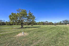 Missouri Getaway w/ Pasture Views & Patio!