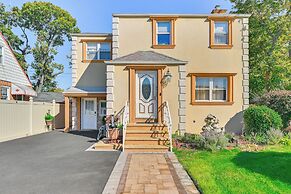 Central Elmont Studio w/ Great Outdoor Space!