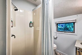 Chalet Retreat: Cozy Cabin w/ On-site Creek!