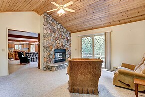 Pet-friendly Gem: Hike, Fish & Golf in Gaylord