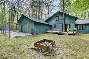 Pet-friendly Gem: Hike, Fish & Golf in Gaylord