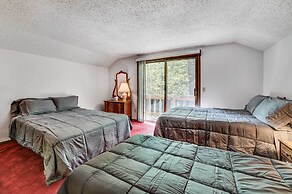 Pet-friendly Gem: Hike, Fish & Golf in Gaylord