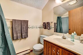 Pet-friendly Gem: Hike, Fish & Golf in Gaylord