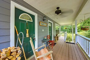 Charming Rusk Guest Cabin w/ Shared Yard