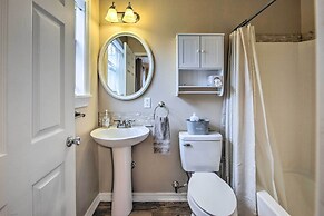 Charming Rusk Guest Cabin w/ Shared Yard