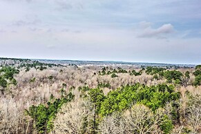 Charming Rusk Guest Cabin w/ Shared Yard