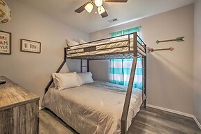 Cozy Condo w/ Pool Access in the Heart of Branson!