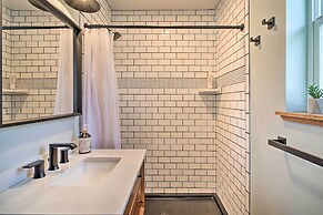 Chic Grants Pass Tiny Home ~ Half-mi to Dtwn!