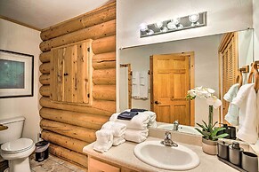 Clifton Retreat w/ Breathtaking Mt Backdrop!