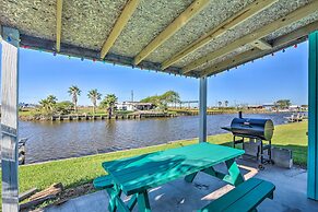 Canalfront Cabin in Sargent: 1 Mile to Beach!