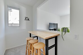 Near Empire Polo Field: Coachella Vacation Rental