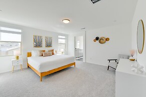 Near Empire Polo Field: Coachella Vacation Rental