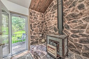 Cozy Cloudcroft Townhome ~ 1 Mi to Burro Ave!