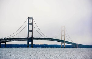 Cozy Carp Lake Cottage w/ Dock, Kayaks & Fire Pit