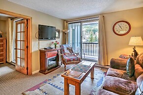 Copper Mountain Ski-in/ski-out Condo w/ Balcony!