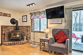 Hartford Escape w/ Fire Pit ~ 3 Mi to Ski & Golf!