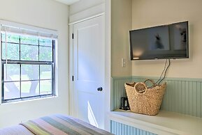 Beautiful Hill Country Cottage - Walk to Downtown!