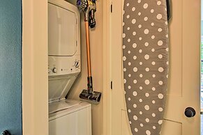 Beautiful Hill Country Cottage - Walk to Downtown!