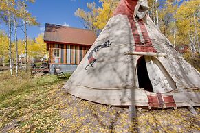 Colorful Cabin w/ Teepee, Fire Pits & Mtn Views!