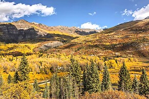 Colorful Cabin w/ Teepee, Fire Pits & Mtn Views!