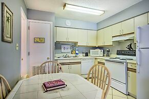 Gulf Shores Condo w/ Pool Access: Steps to Beach!