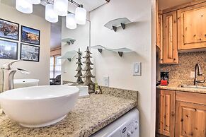 Cozy Studio w/ Fireplace ~ 1 Mi to Ski Resort