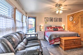 Cozy Studio w/ Fireplace ~ 1 Mi to Ski Resort