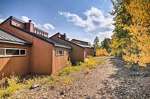 Cozy Studio w/ Fireplace ~ 1 Mi to Ski Resort