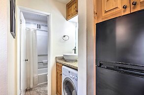 Cozy Studio w/ Fireplace ~ 1 Mi to Ski Resort