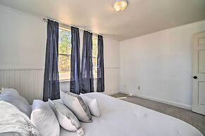 Cozy Livingston House w/ Fenced Yard + Patio!