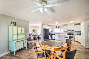 'cypress Point' Spacious Home: Pier & Boat Launch!