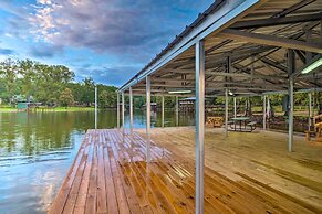 'cypress Point' Spacious Home: Pier & Boat Launch!