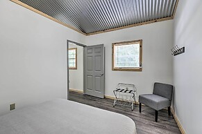 Creekside Cabin Retreat w/ Community Fire Pit